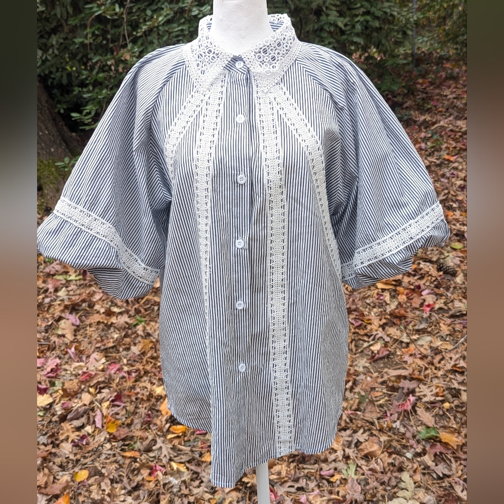 Callie Oversized Crochet Lace Collar Striped Button Down Top SZ M